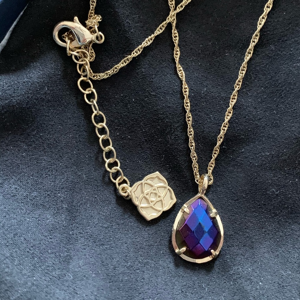 Kendra Scott Kiri teardrop pendant necklace